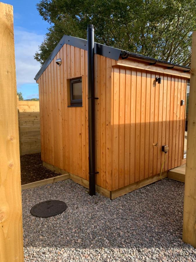 River Huts, Highland River Retreat With Hot Tub Inverness Exterior foto