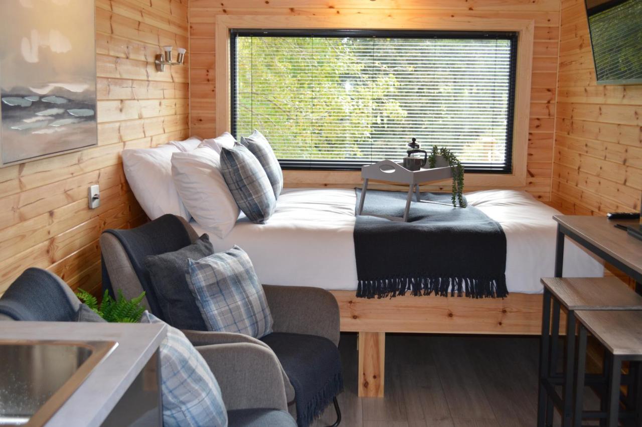 River Huts, Highland River Retreat With Hot Tub Inverness Exterior foto