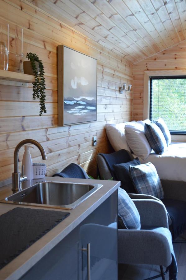 River Huts, Highland River Retreat With Hot Tub Inverness Exterior foto