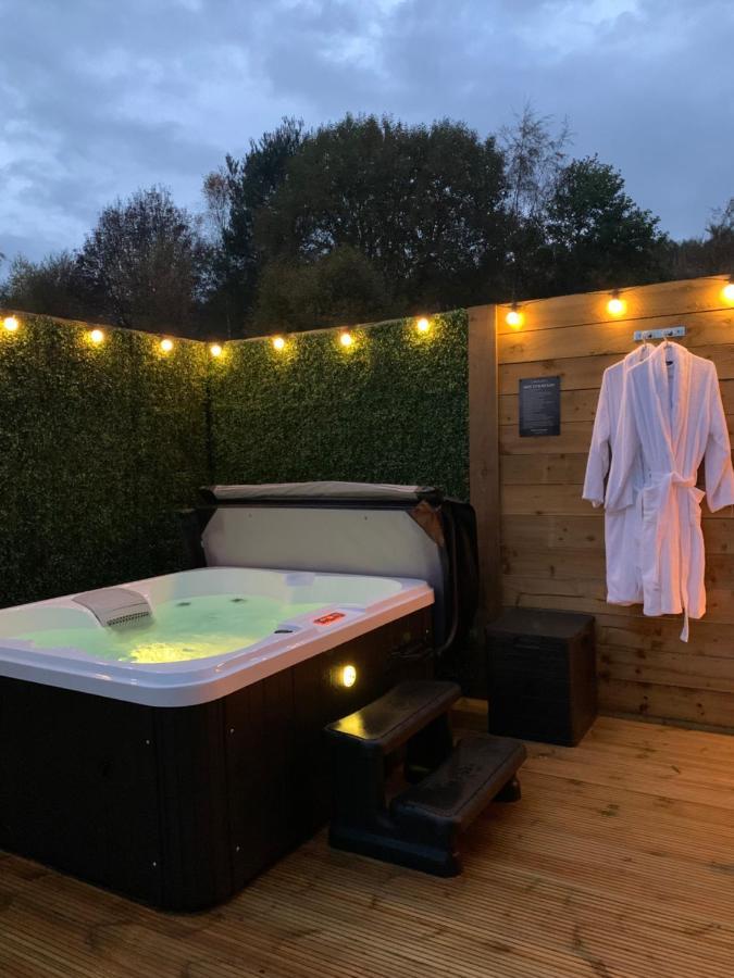 River Huts, Highland River Retreat With Hot Tub Inverness Exterior foto