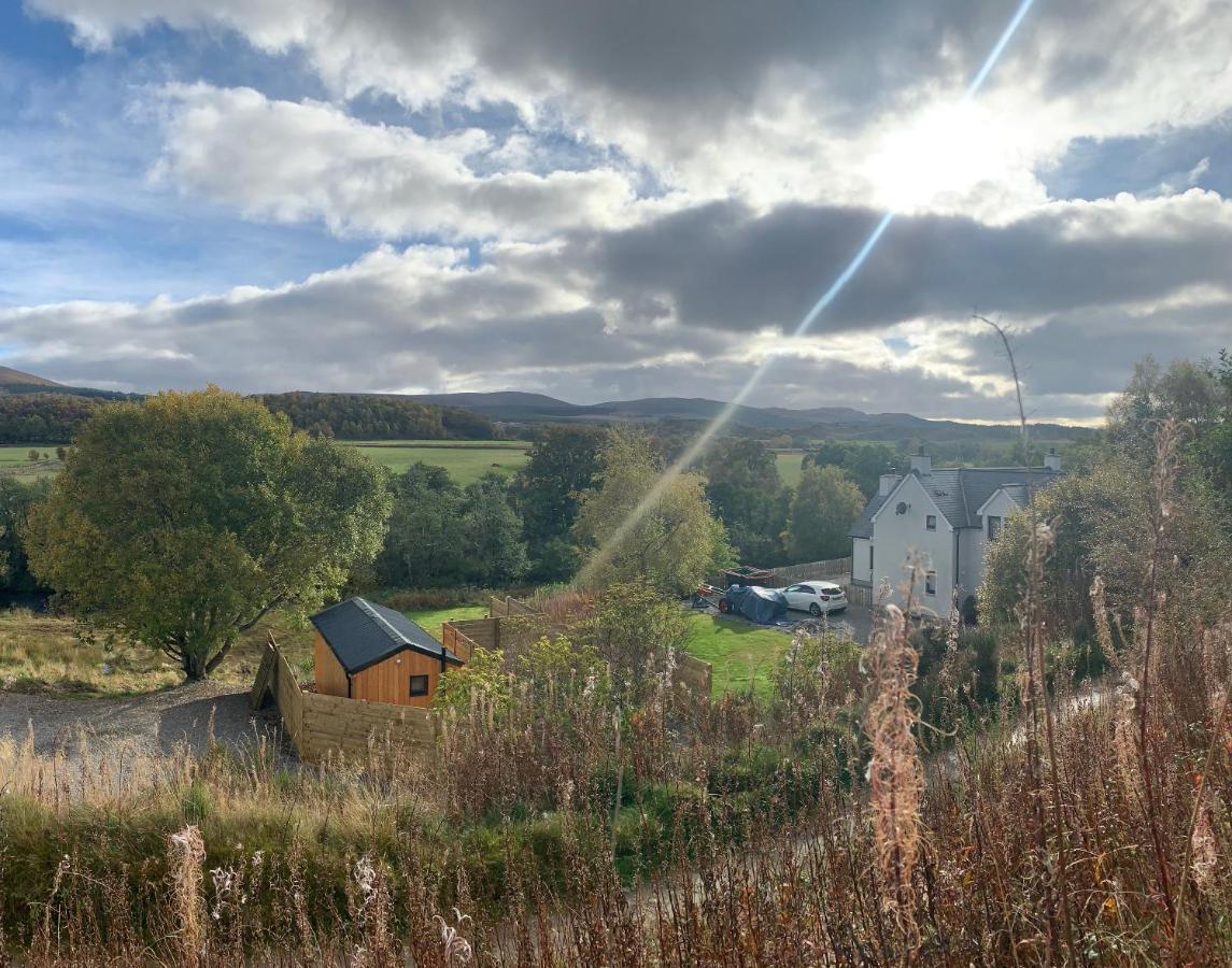 River Huts, Highland River Retreat With Hot Tub Inverness Exterior foto